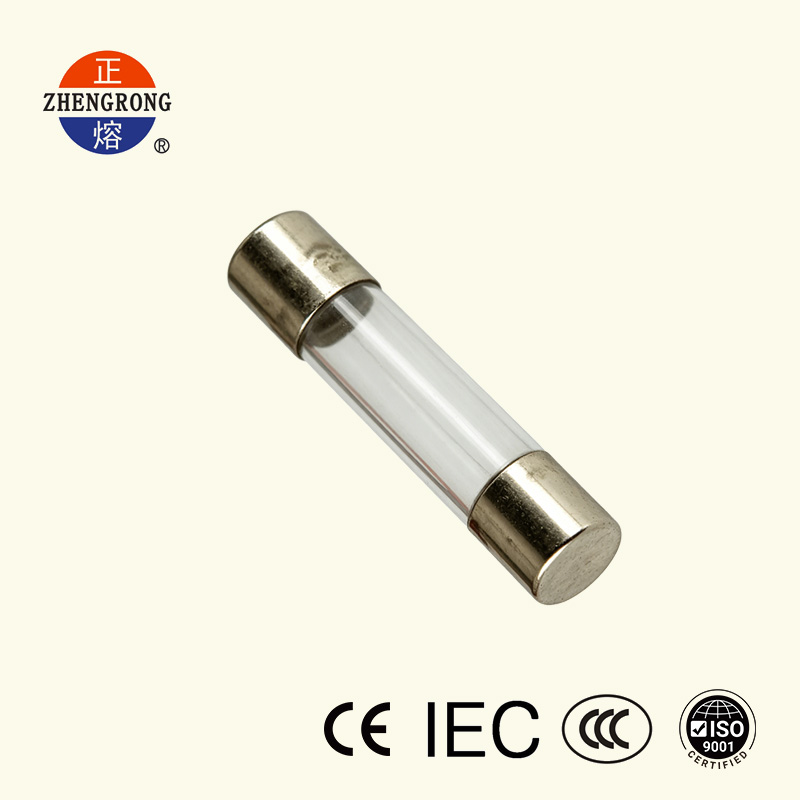 Bezpiecznik 6*30 mm 15 A o niskiej zdolności wyłączania 250 V