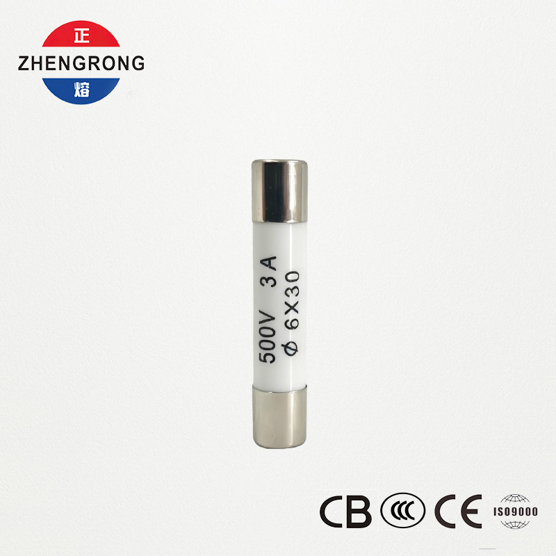 Wysokiej jakości bezpieczniki 6*30mm R058 3A dla międzynarodowych dystrybutorów