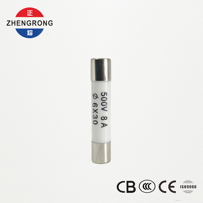Wysokiej jakości bezpieczniki 6*30mm R058 8A dla międzynarodowych dystrybutorów